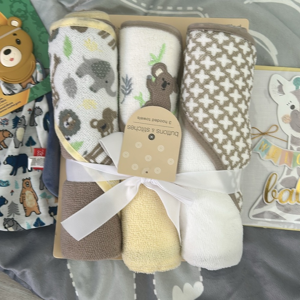 Baby Gift Bundle - Picture 4 of 5